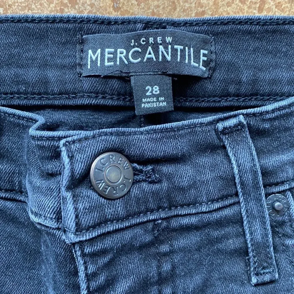 . Crew‎ Mercantile black aged look skinny cropped ankle stretch jeans